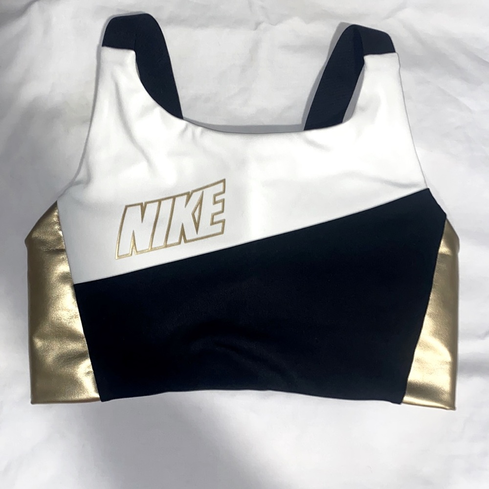 NWOT Nike Sportsbra XS